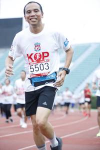 BIB: 5503
                            <button type="button" onclick="openModal(5996567)" class="btn btn-primary btn-sm float-right btn-popup" data-toggle="modal" data-target=".modal-high-quality">
                        <i class="fas fa-shopping-cart"></i> Add to Cart
                    </button>
                                            <button type="button" onclick="isThisMe(5996567, true)" class="btn btn-success btn-sm float-right btn-popup btn-isme hidden" data-toggle="tooltip" data-placement="bottom" title="นี่คือรูปของคุณใช่ไหม คลิกที่นี่เพื่อเอาเข้าอัลบั้ม">
                        <i class="fas fa-plus"></i> Add to album
                    </button>
                    <button type="button" onclick="isThisMe(5996567, false)" class="btn btn-warning btn-sm float-right btn-popup btn-isnotme hidden">
                        <i class="fas fa-ban"></i> Remove from album
                    </button>