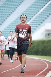 BIB: 1892
                            <button type="button" onclick="openModal(5997839)" class="btn btn-primary btn-sm float-right btn-popup" data-toggle="modal" data-target=".modal-high-quality">
                        <i class="fas fa-shopping-cart"></i> Add to Cart
                    </button>
                                            <button type="button" onclick="isThisMe(5997839, true)" class="btn btn-success btn-sm float-right btn-popup btn-isme hidden" data-toggle="tooltip" data-placement="bottom" title="นี่คือรูปของคุณใช่ไหม คลิกที่นี่เพื่อเอาเข้าอัลบั้ม">
                        <i class="fas fa-plus"></i> Add to album
                    </button>
                    <button type="button" onclick="isThisMe(5997839, false)" class="btn btn-warning btn-sm float-right btn-popup btn-isnotme hidden">
                        <i class="fas fa-ban"></i> Remove from album
                    </button>