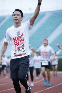 BIB: 2019, 3793
                            <button type="button" onclick="openModal(5993805)" class="btn btn-primary btn-sm float-right btn-popup" data-toggle="modal" data-target=".modal-high-quality">
                        <i class="fas fa-shopping-cart"></i> Add to Cart
                    </button>
                                            <button type="button" onclick="isThisMe(5993805, true)" class="btn btn-success btn-sm float-right btn-popup btn-isme hidden" data-toggle="tooltip" data-placement="bottom" title="นี่คือรูปของคุณใช่ไหม คลิกที่นี่เพื่อเอาเข้าอัลบั้ม">
                        <i class="fas fa-plus"></i> Add to album
                    </button>
                    <button type="button" onclick="isThisMe(5993805, false)" class="btn btn-warning btn-sm float-right btn-popup btn-isnotme hidden">
                        <i class="fas fa-ban"></i> Remove from album
                    </button>