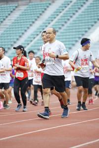 BIB: 866, 8203, 636
                            <button type="button" onclick="openModal(5998522)" class="btn btn-primary btn-sm float-right btn-popup" data-toggle="modal" data-target=".modal-high-quality">
                        <i class="fas fa-shopping-cart"></i> Add to Cart
                    </button>
                                            <button type="button" onclick="isThisMe(5998522, true)" class="btn btn-success btn-sm float-right btn-popup btn-isme hidden" data-toggle="tooltip" data-placement="bottom" title="นี่คือรูปของคุณใช่ไหม คลิกที่นี่เพื่อเอาเข้าอัลบั้ม">
                        <i class="fas fa-plus"></i> Add to album
                    </button>
                    <button type="button" onclick="isThisMe(5998522, false)" class="btn btn-warning btn-sm float-right btn-popup btn-isnotme hidden">
                        <i class="fas fa-ban"></i> Remove from album
                    </button>