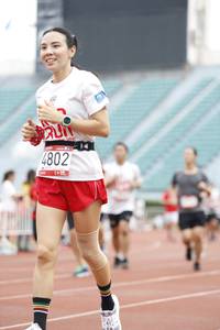 BIB: 4802
                            <button type="button" onclick="openModal(6000256)" class="btn btn-primary btn-sm float-right btn-popup" data-toggle="modal" data-target=".modal-high-quality">
                        <i class="fas fa-shopping-cart"></i> Add to Cart
                    </button>
                                            <button type="button" onclick="isThisMe(6000256, true)" class="btn btn-success btn-sm float-right btn-popup btn-isme hidden" data-toggle="tooltip" data-placement="bottom" title="นี่คือรูปของคุณใช่ไหม คลิกที่นี่เพื่อเอาเข้าอัลบั้ม">
                        <i class="fas fa-plus"></i> Add to album
                    </button>
                    <button type="button" onclick="isThisMe(6000256, false)" class="btn btn-warning btn-sm float-right btn-popup btn-isnotme hidden">
                        <i class="fas fa-ban"></i> Remove from album
                    </button>