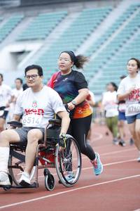 BIB: 8760, 6514
                            <button type="button" onclick="openModal(5997164)" class="btn btn-primary btn-sm float-right btn-popup" data-toggle="modal" data-target=".modal-high-quality">
                        <i class="fas fa-shopping-cart"></i> Add to Cart
                    </button>
                                            <button type="button" onclick="isThisMe(5997164, true)" class="btn btn-success btn-sm float-right btn-popup btn-isme hidden" data-toggle="tooltip" data-placement="bottom" title="นี่คือรูปของคุณใช่ไหม คลิกที่นี่เพื่อเอาเข้าอัลบั้ม">
                        <i class="fas fa-plus"></i> Add to album
                    </button>
                    <button type="button" onclick="isThisMe(5997164, false)" class="btn btn-warning btn-sm float-right btn-popup btn-isnotme hidden">
                        <i class="fas fa-ban"></i> Remove from album
                    </button>