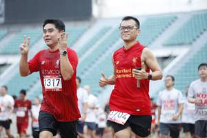 BIB: 1317, 8916, 704, 613
                            <button type="button" onclick="openModal(5997472)" class="btn btn-primary btn-sm float-right btn-popup" data-toggle="modal" data-target=".modal-high-quality">
                        <i class="fas fa-shopping-cart"></i> Add to Cart
                    </button>
                                            <button type="button" onclick="isThisMe(5997472, true)" class="btn btn-success btn-sm float-right btn-popup btn-isme hidden" data-toggle="tooltip" data-placement="bottom" title="นี่คือรูปของคุณใช่ไหม คลิกที่นี่เพื่อเอาเข้าอัลบั้ม">
                        <i class="fas fa-plus"></i> Add to album
                    </button>
                    <button type="button" onclick="isThisMe(5997472, false)" class="btn btn-warning btn-sm float-right btn-popup btn-isnotme hidden">
                        <i class="fas fa-ban"></i> Remove from album
                    </button>