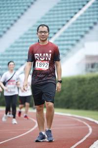 BIB: 1892
                            <button type="button" onclick="openModal(5997603)" class="btn btn-primary btn-sm float-right btn-popup" data-toggle="modal" data-target=".modal-high-quality">
                        <i class="fas fa-shopping-cart"></i> Add to Cart
                    </button>
                                            <button type="button" onclick="isThisMe(5997603, true)" class="btn btn-success btn-sm float-right btn-popup btn-isme hidden" data-toggle="tooltip" data-placement="bottom" title="นี่คือรูปของคุณใช่ไหม คลิกที่นี่เพื่อเอาเข้าอัลบั้ม">
                        <i class="fas fa-plus"></i> Add to album
                    </button>
                    <button type="button" onclick="isThisMe(5997603, false)" class="btn btn-warning btn-sm float-right btn-popup btn-isnotme hidden">
                        <i class="fas fa-ban"></i> Remove from album
                    </button>