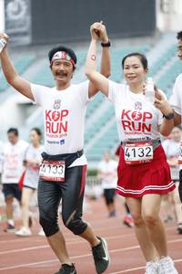 BIB: 2019, 4132, 4733
                            <button type="button" onclick="openModal(5998584)" class="btn btn-primary btn-sm float-right btn-popup" data-toggle="modal" data-target=".modal-high-quality">
                        <i class="fas fa-shopping-cart"></i> Add to Cart
                    </button>
                                            <button type="button" onclick="isThisMe(5998584, true)" class="btn btn-success btn-sm float-right btn-popup btn-isme hidden" data-toggle="tooltip" data-placement="bottom" title="นี่คือรูปของคุณใช่ไหม คลิกที่นี่เพื่อเอาเข้าอัลบั้ม">
                        <i class="fas fa-plus"></i> Add to album
                    </button>
                    <button type="button" onclick="isThisMe(5998584, false)" class="btn btn-warning btn-sm float-right btn-popup btn-isnotme hidden">
                        <i class="fas fa-ban"></i> Remove from album
                    </button>