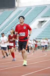 BIB: 3686, 2629
                            <button type="button" onclick="openModal(5999262)" class="btn btn-primary btn-sm float-right btn-popup" data-toggle="modal" data-target=".modal-high-quality">
                        <i class="fas fa-shopping-cart"></i> Add to Cart
                    </button>
                                            <button type="button" onclick="isThisMe(5999262, true)" class="btn btn-success btn-sm float-right btn-popup btn-isme hidden" data-toggle="tooltip" data-placement="bottom" title="นี่คือรูปของคุณใช่ไหม คลิกที่นี่เพื่อเอาเข้าอัลบั้ม">
                        <i class="fas fa-plus"></i> Add to album
                    </button>
                    <button type="button" onclick="isThisMe(5999262, false)" class="btn btn-warning btn-sm float-right btn-popup btn-isnotme hidden">
                        <i class="fas fa-ban"></i> Remove from album
                    </button>