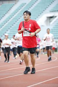 BIB: 915
                            <button type="button" onclick="openModal(5998122)" class="btn btn-primary btn-sm float-right btn-popup" data-toggle="modal" data-target=".modal-high-quality">
                        <i class="fas fa-shopping-cart"></i> Add to Cart
                    </button>
                                            <button type="button" onclick="isThisMe(5998122, true)" class="btn btn-success btn-sm float-right btn-popup btn-isme hidden" data-toggle="tooltip" data-placement="bottom" title="นี่คือรูปของคุณใช่ไหม คลิกที่นี่เพื่อเอาเข้าอัลบั้ม">
                        <i class="fas fa-plus"></i> Add to album
                    </button>
                    <button type="button" onclick="isThisMe(5998122, false)" class="btn btn-warning btn-sm float-right btn-popup btn-isnotme hidden">
                        <i class="fas fa-ban"></i> Remove from album
                    </button>