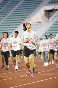 BIB: 7580
                            <button type="button" onclick="openModal(5977191)" class="btn btn-primary btn-sm float-right btn-popup" data-toggle="modal" data-target=".modal-high-quality">
                        <i class="fas fa-shopping-cart"></i> Add to Cart
                    </button>
                                            <button type="button" onclick="isThisMe(5977191, true)" class="btn btn-success btn-sm float-right btn-popup btn-isme hidden" data-toggle="tooltip" data-placement="bottom" title="นี่คือรูปของคุณใช่ไหม คลิกที่นี่เพื่อเอาเข้าอัลบั้ม">
                        <i class="fas fa-plus"></i> Add to album
                    </button>
                    <button type="button" onclick="isThisMe(5977191, false)" class="btn btn-warning btn-sm float-right btn-popup btn-isnotme hidden">
                        <i class="fas fa-ban"></i> Remove from album
                    </button>