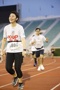 BIB: 200, 8880
                            <button type="button" onclick="openModal(5973166)" class="btn btn-primary btn-sm float-right btn-popup" data-toggle="modal" data-target=".modal-high-quality">
                        <i class="fas fa-shopping-cart"></i> Add to Cart
                    </button>
                                            <button type="button" onclick="isThisMe(5973166, true)" class="btn btn-success btn-sm float-right btn-popup btn-isme hidden" data-toggle="tooltip" data-placement="bottom" title="นี่คือรูปของคุณใช่ไหม คลิกที่นี่เพื่อเอาเข้าอัลบั้ม">
                        <i class="fas fa-plus"></i> Add to album
                    </button>
                    <button type="button" onclick="isThisMe(5973166, false)" class="btn btn-warning btn-sm float-right btn-popup btn-isnotme hidden">
                        <i class="fas fa-ban"></i> Remove from album
                    </button>