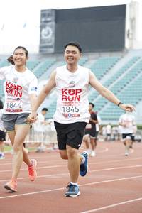 BIB: 1845, 1844
                            <button type="button" onclick="openModal(5999559)" class="btn btn-primary btn-sm float-right btn-popup" data-toggle="modal" data-target=".modal-high-quality">
                        <i class="fas fa-shopping-cart"></i> Add to Cart
                    </button>
                                            <button type="button" onclick="isThisMe(5999559, true)" class="btn btn-success btn-sm float-right btn-popup btn-isme hidden" data-toggle="tooltip" data-placement="bottom" title="นี่คือรูปของคุณใช่ไหม คลิกที่นี่เพื่อเอาเข้าอัลบั้ม">
                        <i class="fas fa-plus"></i> Add to album
                    </button>
                    <button type="button" onclick="isThisMe(5999559, false)" class="btn btn-warning btn-sm float-right btn-popup btn-isnotme hidden">
                        <i class="fas fa-ban"></i> Remove from album
                    </button>