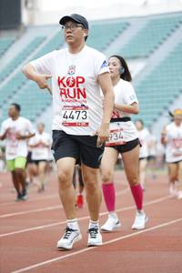 BIB: 019, 4473, 734
                            <button type="button" onclick="openModal(5999162)" class="btn btn-primary btn-sm float-right btn-popup" data-toggle="modal" data-target=".modal-high-quality">
                        <i class="fas fa-shopping-cart"></i> Add to Cart
                    </button>
                                            <button type="button" onclick="isThisMe(5999162, true)" class="btn btn-success btn-sm float-right btn-popup btn-isme hidden" data-toggle="tooltip" data-placement="bottom" title="นี่คือรูปของคุณใช่ไหม คลิกที่นี่เพื่อเอาเข้าอัลบั้ม">
                        <i class="fas fa-plus"></i> Add to album
                    </button>
                    <button type="button" onclick="isThisMe(5999162, false)" class="btn btn-warning btn-sm float-right btn-popup btn-isnotme hidden">
                        <i class="fas fa-ban"></i> Remove from album
                    </button>