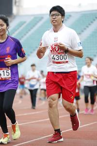 BIB: 4300
                            <button type="button" onclick="openModal(5999330)" class="btn btn-primary btn-sm float-right btn-popup" data-toggle="modal" data-target=".modal-high-quality">
                        <i class="fas fa-shopping-cart"></i> Add to Cart
                    </button>
                                            <button type="button" onclick="isThisMe(5999330, true)" class="btn btn-success btn-sm float-right btn-popup btn-isme hidden" data-toggle="tooltip" data-placement="bottom" title="นี่คือรูปของคุณใช่ไหม คลิกที่นี่เพื่อเอาเข้าอัลบั้ม">
                        <i class="fas fa-plus"></i> Add to album
                    </button>
                    <button type="button" onclick="isThisMe(5999330, false)" class="btn btn-warning btn-sm float-right btn-popup btn-isnotme hidden">
                        <i class="fas fa-ban"></i> Remove from album
                    </button>