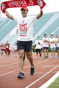 BIB: 3330
                            <button type="button" onclick="openModal(5999208)" class="btn btn-primary btn-sm float-right btn-popup" data-toggle="modal" data-target=".modal-high-quality">
                        <i class="fas fa-shopping-cart"></i> Add to Cart
                    </button>
                                            <button type="button" onclick="isThisMe(5999208, true)" class="btn btn-success btn-sm float-right btn-popup btn-isme hidden" data-toggle="tooltip" data-placement="bottom" title="นี่คือรูปของคุณใช่ไหม คลิกที่นี่เพื่อเอาเข้าอัลบั้ม">
                        <i class="fas fa-plus"></i> Add to album
                    </button>
                    <button type="button" onclick="isThisMe(5999208, false)" class="btn btn-warning btn-sm float-right btn-popup btn-isnotme hidden">
                        <i class="fas fa-ban"></i> Remove from album
                    </button>