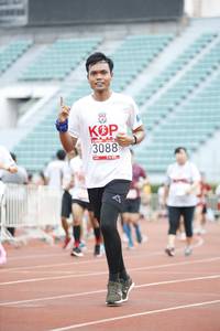 BIB: 3088
                            <button type="button" onclick="openModal(5998209)" class="btn btn-primary btn-sm float-right btn-popup" data-toggle="modal" data-target=".modal-high-quality">
                        <i class="fas fa-shopping-cart"></i> Add to Cart
                    </button>
                                            <button type="button" onclick="isThisMe(5998209, true)" class="btn btn-success btn-sm float-right btn-popup btn-isme hidden" data-toggle="tooltip" data-placement="bottom" title="นี่คือรูปของคุณใช่ไหม คลิกที่นี่เพื่อเอาเข้าอัลบั้ม">
                        <i class="fas fa-plus"></i> Add to album
                    </button>
                    <button type="button" onclick="isThisMe(5998209, false)" class="btn btn-warning btn-sm float-right btn-popup btn-isnotme hidden">
                        <i class="fas fa-ban"></i> Remove from album
                    </button>