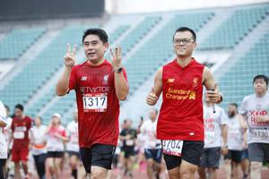 BIB: 1317, 6130, 704
                            <button type="button" onclick="openModal(5997468)" class="btn btn-primary btn-sm float-right btn-popup" data-toggle="modal" data-target=".modal-high-quality">
                        <i class="fas fa-shopping-cart"></i> Add to Cart
                    </button>
                                            <button type="button" onclick="isThisMe(5997468, true)" class="btn btn-success btn-sm float-right btn-popup btn-isme hidden" data-toggle="tooltip" data-placement="bottom" title="นี่คือรูปของคุณใช่ไหม คลิกที่นี่เพื่อเอาเข้าอัลบั้ม">
                        <i class="fas fa-plus"></i> Add to album
                    </button>
                    <button type="button" onclick="isThisMe(5997468, false)" class="btn btn-warning btn-sm float-right btn-popup btn-isnotme hidden">
                        <i class="fas fa-ban"></i> Remove from album
                    </button>