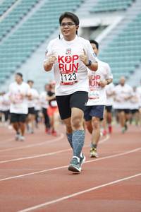 BIB: 123
                            <button type="button" onclick="openModal(5998945)" class="btn btn-primary btn-sm float-right btn-popup" data-toggle="modal" data-target=".modal-high-quality">
                        <i class="fas fa-shopping-cart"></i> Add to Cart
                    </button>
                                            <button type="button" onclick="isThisMe(5998945, true)" class="btn btn-success btn-sm float-right btn-popup btn-isme hidden" data-toggle="tooltip" data-placement="bottom" title="นี่คือรูปของคุณใช่ไหม คลิกที่นี่เพื่อเอาเข้าอัลบั้ม">
                        <i class="fas fa-plus"></i> Add to album
                    </button>
                    <button type="button" onclick="isThisMe(5998945, false)" class="btn btn-warning btn-sm float-right btn-popup btn-isnotme hidden">
                        <i class="fas fa-ban"></i> Remove from album
                    </button>