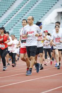 BIB: 3660, 8204, 820, 636
                            <button type="button" onclick="openModal(5998519)" class="btn btn-primary btn-sm float-right btn-popup" data-toggle="modal" data-target=".modal-high-quality">
                        <i class="fas fa-shopping-cart"></i> Add to Cart
                    </button>
                                            <button type="button" onclick="isThisMe(5998519, true)" class="btn btn-success btn-sm float-right btn-popup btn-isme hidden" data-toggle="tooltip" data-placement="bottom" title="นี่คือรูปของคุณใช่ไหม คลิกที่นี่เพื่อเอาเข้าอัลบั้ม">
                        <i class="fas fa-plus"></i> Add to album
                    </button>
                    <button type="button" onclick="isThisMe(5998519, false)" class="btn btn-warning btn-sm float-right btn-popup btn-isnotme hidden">
                        <i class="fas fa-ban"></i> Remove from album
                    </button>