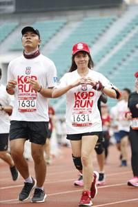 BIB: 1631, 2019, 1630, 201
                            <button type="button" onclick="openModal(5999992)" class="btn btn-primary btn-sm float-right btn-popup" data-toggle="modal" data-target=".modal-high-quality">
                        <i class="fas fa-shopping-cart"></i> Add to Cart
                    </button>
                                            <button type="button" onclick="isThisMe(5999992, true)" class="btn btn-success btn-sm float-right btn-popup btn-isme hidden" data-toggle="tooltip" data-placement="bottom" title="นี่คือรูปของคุณใช่ไหม คลิกที่นี่เพื่อเอาเข้าอัลบั้ม">
                        <i class="fas fa-plus"></i> Add to album
                    </button>
                    <button type="button" onclick="isThisMe(5999992, false)" class="btn btn-warning btn-sm float-right btn-popup btn-isnotme hidden">
                        <i class="fas fa-ban"></i> Remove from album
                    </button>