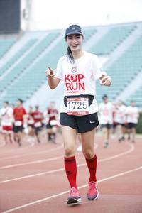 BIB: 1725
                            <button type="button" onclick="openModal(5997942)" class="btn btn-primary btn-sm float-right btn-popup" data-toggle="modal" data-target=".modal-high-quality">
                        <i class="fas fa-shopping-cart"></i> Add to Cart
                    </button>
                                            <button type="button" onclick="isThisMe(5997942, true)" class="btn btn-success btn-sm float-right btn-popup btn-isme hidden" data-toggle="tooltip" data-placement="bottom" title="นี่คือรูปของคุณใช่ไหม คลิกที่นี่เพื่อเอาเข้าอัลบั้ม">
                        <i class="fas fa-plus"></i> Add to album
                    </button>
                    <button type="button" onclick="isThisMe(5997942, false)" class="btn btn-warning btn-sm float-right btn-popup btn-isnotme hidden">
                        <i class="fas fa-ban"></i> Remove from album
                    </button>