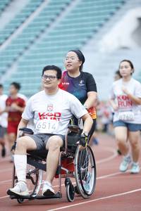 BIB: 760, 6514
                            <button type="button" onclick="openModal(5997117)" class="btn btn-primary btn-sm float-right btn-popup" data-toggle="modal" data-target=".modal-high-quality">
                        <i class="fas fa-shopping-cart"></i> Add to Cart
                    </button>
                                            <button type="button" onclick="isThisMe(5997117, true)" class="btn btn-success btn-sm float-right btn-popup btn-isme hidden" data-toggle="tooltip" data-placement="bottom" title="นี่คือรูปของคุณใช่ไหม คลิกที่นี่เพื่อเอาเข้าอัลบั้ม">
                        <i class="fas fa-plus"></i> Add to album
                    </button>
                    <button type="button" onclick="isThisMe(5997117, false)" class="btn btn-warning btn-sm float-right btn-popup btn-isnotme hidden">
                        <i class="fas fa-ban"></i> Remove from album
                    </button>