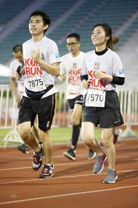 BIB: 7875, 203, 7570
                            <button type="button" onclick="openModal(5968729)" class="btn btn-primary btn-sm float-right btn-popup" data-toggle="modal" data-target=".modal-high-quality">
                        <i class="fas fa-shopping-cart"></i> Add to Cart
                    </button>
                                            <button type="button" onclick="isThisMe(5968729, true)" class="btn btn-success btn-sm float-right btn-popup btn-isme hidden" data-toggle="tooltip" data-placement="bottom" title="นี่คือรูปของคุณใช่ไหม คลิกที่นี่เพื่อเอาเข้าอัลบั้ม">
                        <i class="fas fa-plus"></i> Add to album
                    </button>
                    <button type="button" onclick="isThisMe(5968729, false)" class="btn btn-warning btn-sm float-right btn-popup btn-isnotme hidden">
                        <i class="fas fa-ban"></i> Remove from album
                    </button>