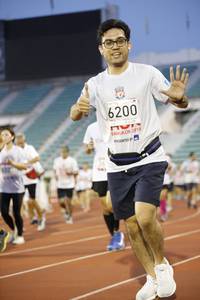 BIB: 6200
                            <button type="button" onclick="openModal(5973188)" class="btn btn-primary btn-sm float-right btn-popup" data-toggle="modal" data-target=".modal-high-quality">
                        <i class="fas fa-shopping-cart"></i> Add to Cart
                    </button>
                                            <button type="button" onclick="isThisMe(5973188, true)" class="btn btn-success btn-sm float-right btn-popup btn-isme hidden" data-toggle="tooltip" data-placement="bottom" title="นี่คือรูปของคุณใช่ไหม คลิกที่นี่เพื่อเอาเข้าอัลบั้ม">
                        <i class="fas fa-plus"></i> Add to album
                    </button>
                    <button type="button" onclick="isThisMe(5973188, false)" class="btn btn-warning btn-sm float-right btn-popup btn-isnotme hidden">
                        <i class="fas fa-ban"></i> Remove from album
                    </button>