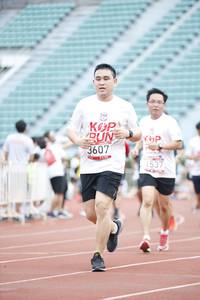 BIB: 3607, 1537
                            <button type="button" onclick="openModal(5998281)" class="btn btn-primary btn-sm float-right btn-popup" data-toggle="modal" data-target=".modal-high-quality">
                        <i class="fas fa-shopping-cart"></i> Add to Cart
                    </button>
                                            <button type="button" onclick="isThisMe(5998281, true)" class="btn btn-success btn-sm float-right btn-popup btn-isme hidden" data-toggle="tooltip" data-placement="bottom" title="นี่คือรูปของคุณใช่ไหม คลิกที่นี่เพื่อเอาเข้าอัลบั้ม">
                        <i class="fas fa-plus"></i> Add to album
                    </button>
                    <button type="button" onclick="isThisMe(5998281, false)" class="btn btn-warning btn-sm float-right btn-popup btn-isnotme hidden">
                        <i class="fas fa-ban"></i> Remove from album
                    </button>