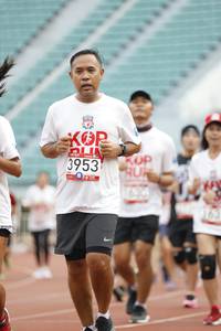 BIB: 3953
                            <button type="button" onclick="openModal(5999986)" class="btn btn-primary btn-sm float-right btn-popup" data-toggle="modal" data-target=".modal-high-quality">
                        <i class="fas fa-shopping-cart"></i> Add to Cart
                    </button>
                                            <button type="button" onclick="isThisMe(5999986, true)" class="btn btn-success btn-sm float-right btn-popup btn-isme hidden" data-toggle="tooltip" data-placement="bottom" title="นี่คือรูปของคุณใช่ไหม คลิกที่นี่เพื่อเอาเข้าอัลบั้ม">
                        <i class="fas fa-plus"></i> Add to album
                    </button>
                    <button type="button" onclick="isThisMe(5999986, false)" class="btn btn-warning btn-sm float-right btn-popup btn-isnotme hidden">
                        <i class="fas fa-ban"></i> Remove from album
                    </button>