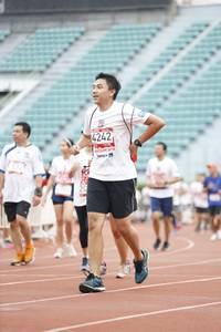 BIB: 4242
                            <button type="button" onclick="openModal(5999702)" class="btn btn-primary btn-sm float-right btn-popup" data-toggle="modal" data-target=".modal-high-quality">
                        <i class="fas fa-shopping-cart"></i> Add to Cart
                    </button>
                                            <button type="button" onclick="isThisMe(5999702, true)" class="btn btn-success btn-sm float-right btn-popup btn-isme hidden" data-toggle="tooltip" data-placement="bottom" title="นี่คือรูปของคุณใช่ไหม คลิกที่นี่เพื่อเอาเข้าอัลบั้ม">
                        <i class="fas fa-plus"></i> Add to album
                    </button>
                    <button type="button" onclick="isThisMe(5999702, false)" class="btn btn-warning btn-sm float-right btn-popup btn-isnotme hidden">
                        <i class="fas fa-ban"></i> Remove from album
                    </button>