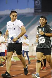 BIB: 6051, 6950
                            <button type="button" onclick="openModal(5971191)" class="btn btn-primary btn-sm float-right btn-popup" data-toggle="modal" data-target=".modal-high-quality">
                        <i class="fas fa-shopping-cart"></i> Add to Cart
                    </button>
                                            <button type="button" onclick="isThisMe(5971191, true)" class="btn btn-success btn-sm float-right btn-popup btn-isme hidden" data-toggle="tooltip" data-placement="bottom" title="นี่คือรูปของคุณใช่ไหม คลิกที่นี่เพื่อเอาเข้าอัลบั้ม">
                        <i class="fas fa-plus"></i> Add to album
                    </button>
                    <button type="button" onclick="isThisMe(5971191, false)" class="btn btn-warning btn-sm float-right btn-popup btn-isnotme hidden">
                        <i class="fas fa-ban"></i> Remove from album
                    </button>