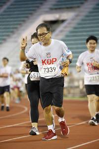 BIB: 7339, 651, 7717
                            <button type="button" onclick="openModal(5968520)" class="btn btn-primary btn-sm float-right btn-popup" data-toggle="modal" data-target=".modal-high-quality">
                        <i class="fas fa-shopping-cart"></i> Add to Cart
                    </button>
                                            <button type="button" onclick="isThisMe(5968520, true)" class="btn btn-success btn-sm float-right btn-popup btn-isme hidden" data-toggle="tooltip" data-placement="bottom" title="นี่คือรูปของคุณใช่ไหม คลิกที่นี่เพื่อเอาเข้าอัลบั้ม">
                        <i class="fas fa-plus"></i> Add to album
                    </button>
                    <button type="button" onclick="isThisMe(5968520, false)" class="btn btn-warning btn-sm float-right btn-popup btn-isnotme hidden">
                        <i class="fas fa-ban"></i> Remove from album
                    </button>