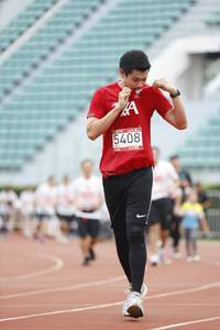 BIB: 5408
                            <button type="button" onclick="openModal(5999558)" class="btn btn-primary btn-sm float-right btn-popup" data-toggle="modal" data-target=".modal-high-quality">
                        <i class="fas fa-shopping-cart"></i> Add to Cart
                    </button>
                                            <button type="button" onclick="isThisMe(5999558, true)" class="btn btn-success btn-sm float-right btn-popup btn-isme hidden" data-toggle="tooltip" data-placement="bottom" title="นี่คือรูปของคุณใช่ไหม คลิกที่นี่เพื่อเอาเข้าอัลบั้ม">
                        <i class="fas fa-plus"></i> Add to album
                    </button>
                    <button type="button" onclick="isThisMe(5999558, false)" class="btn btn-warning btn-sm float-right btn-popup btn-isnotme hidden">
                        <i class="fas fa-ban"></i> Remove from album
                    </button>