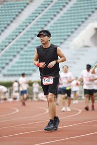 BIB: 1803
                            <button type="button" onclick="openModal(6002268)" class="btn btn-primary btn-sm float-right btn-popup" data-toggle="modal" data-target=".modal-high-quality">
                        <i class="fas fa-shopping-cart"></i> Add to Cart
                    </button>
                                            <button type="button" onclick="isThisMe(6002268, true)" class="btn btn-success btn-sm float-right btn-popup btn-isme hidden" data-toggle="tooltip" data-placement="bottom" title="นี่คือรูปของคุณใช่ไหม คลิกที่นี่เพื่อเอาเข้าอัลบั้ม">
                        <i class="fas fa-plus"></i> Add to album
                    </button>
                    <button type="button" onclick="isThisMe(6002268, false)" class="btn btn-warning btn-sm float-right btn-popup btn-isnotme hidden">
                        <i class="fas fa-ban"></i> Remove from album
                    </button>