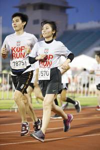 BIB: 7875, 1570
                            <button type="button" onclick="openModal(5968891)" class="btn btn-primary btn-sm float-right btn-popup" data-toggle="modal" data-target=".modal-high-quality">
                        <i class="fas fa-shopping-cart"></i> Add to Cart
                    </button>
                                            <button type="button" onclick="isThisMe(5968891, true)" class="btn btn-success btn-sm float-right btn-popup btn-isme hidden" data-toggle="tooltip" data-placement="bottom" title="นี่คือรูปของคุณใช่ไหม คลิกที่นี่เพื่อเอาเข้าอัลบั้ม">
                        <i class="fas fa-plus"></i> Add to album
                    </button>
                    <button type="button" onclick="isThisMe(5968891, false)" class="btn btn-warning btn-sm float-right btn-popup btn-isnotme hidden">
                        <i class="fas fa-ban"></i> Remove from album
                    </button>