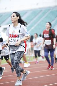 BIB: 6260
                            <button type="button" onclick="openModal(5997102)" class="btn btn-primary btn-sm float-right btn-popup" data-toggle="modal" data-target=".modal-high-quality">
                        <i class="fas fa-shopping-cart"></i> Add to Cart
                    </button>
                                            <button type="button" onclick="isThisMe(5997102, true)" class="btn btn-success btn-sm float-right btn-popup btn-isme hidden" data-toggle="tooltip" data-placement="bottom" title="นี่คือรูปของคุณใช่ไหม คลิกที่นี่เพื่อเอาเข้าอัลบั้ม">
                        <i class="fas fa-plus"></i> Add to album
                    </button>
                    <button type="button" onclick="isThisMe(5997102, false)" class="btn btn-warning btn-sm float-right btn-popup btn-isnotme hidden">
                        <i class="fas fa-ban"></i> Remove from album
                    </button>