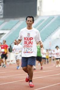 BIB: 1295, 2019
                            <button type="button" onclick="openModal(5999511)" class="btn btn-primary btn-sm float-right btn-popup" data-toggle="modal" data-target=".modal-high-quality">
                        <i class="fas fa-shopping-cart"></i> Add to Cart
                    </button>
                                            <button type="button" onclick="isThisMe(5999511, true)" class="btn btn-success btn-sm float-right btn-popup btn-isme hidden" data-toggle="tooltip" data-placement="bottom" title="นี่คือรูปของคุณใช่ไหม คลิกที่นี่เพื่อเอาเข้าอัลบั้ม">
                        <i class="fas fa-plus"></i> Add to album
                    </button>
                    <button type="button" onclick="isThisMe(5999511, false)" class="btn btn-warning btn-sm float-right btn-popup btn-isnotme hidden">
                        <i class="fas fa-ban"></i> Remove from album
                    </button>