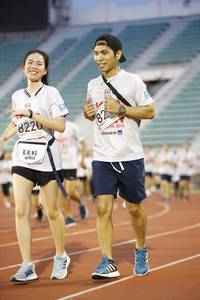 BIB: 8220, 2019
                            <button type="button" onclick="openModal(5976800)" class="btn btn-primary btn-sm float-right btn-popup" data-toggle="modal" data-target=".modal-high-quality">
                        <i class="fas fa-shopping-cart"></i> Add to Cart
                    </button>
                                            <button type="button" onclick="isThisMe(5976800, true)" class="btn btn-success btn-sm float-right btn-popup btn-isme hidden" data-toggle="tooltip" data-placement="bottom" title="นี่คือรูปของคุณใช่ไหม คลิกที่นี่เพื่อเอาเข้าอัลบั้ม">
                        <i class="fas fa-plus"></i> Add to album
                    </button>
                    <button type="button" onclick="isThisMe(5976800, false)" class="btn btn-warning btn-sm float-right btn-popup btn-isnotme hidden">
                        <i class="fas fa-ban"></i> Remove from album
                    </button>