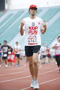 BIB: 2019, 4147
                            <button type="button" onclick="openModal(5997258)" class="btn btn-primary btn-sm float-right btn-popup" data-toggle="modal" data-target=".modal-high-quality">
                        <i class="fas fa-shopping-cart"></i> Add to Cart
                    </button>
                                            <button type="button" onclick="isThisMe(5997258, true)" class="btn btn-success btn-sm float-right btn-popup btn-isme hidden" data-toggle="tooltip" data-placement="bottom" title="นี่คือรูปของคุณใช่ไหม คลิกที่นี่เพื่อเอาเข้าอัลบั้ม">
                        <i class="fas fa-plus"></i> Add to album
                    </button>
                    <button type="button" onclick="isThisMe(5997258, false)" class="btn btn-warning btn-sm float-right btn-popup btn-isnotme hidden">
                        <i class="fas fa-ban"></i> Remove from album
                    </button>