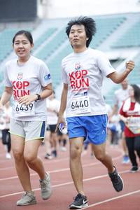 BIB: 2019, 6439, 6440
                            <button type="button" onclick="openModal(5997193)" class="btn btn-primary btn-sm float-right btn-popup" data-toggle="modal" data-target=".modal-high-quality">
                        <i class="fas fa-shopping-cart"></i> Add to Cart
                    </button>
                                            <button type="button" onclick="isThisMe(5997193, true)" class="btn btn-success btn-sm float-right btn-popup btn-isme hidden" data-toggle="tooltip" data-placement="bottom" title="นี่คือรูปของคุณใช่ไหม คลิกที่นี่เพื่อเอาเข้าอัลบั้ม">
                        <i class="fas fa-plus"></i> Add to album
                    </button>
                    <button type="button" onclick="isThisMe(5997193, false)" class="btn btn-warning btn-sm float-right btn-popup btn-isnotme hidden">
                        <i class="fas fa-ban"></i> Remove from album
                    </button>