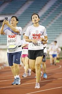 BIB: 6030, 7402
                            <button type="button" onclick="openModal(5973887)" class="btn btn-primary btn-sm float-right btn-popup" data-toggle="modal" data-target=".modal-high-quality">
                        <i class="fas fa-shopping-cart"></i> Add to Cart
                    </button>
                                            <button type="button" onclick="isThisMe(5973887, true)" class="btn btn-success btn-sm float-right btn-popup btn-isme hidden" data-toggle="tooltip" data-placement="bottom" title="นี่คือรูปของคุณใช่ไหม คลิกที่นี่เพื่อเอาเข้าอัลบั้ม">
                        <i class="fas fa-plus"></i> Add to album
                    </button>
                    <button type="button" onclick="isThisMe(5973887, false)" class="btn btn-warning btn-sm float-right btn-popup btn-isnotme hidden">
                        <i class="fas fa-ban"></i> Remove from album
                    </button>