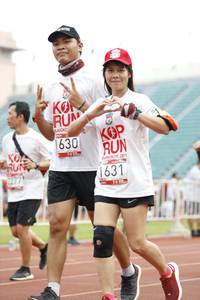 BIB: 1631, 1630
                            <button type="button" onclick="openModal(6000008)" class="btn btn-primary btn-sm float-right btn-popup" data-toggle="modal" data-target=".modal-high-quality">
                        <i class="fas fa-shopping-cart"></i> Add to Cart
                    </button>
                                            <button type="button" onclick="isThisMe(6000008, true)" class="btn btn-success btn-sm float-right btn-popup btn-isme hidden" data-toggle="tooltip" data-placement="bottom" title="นี่คือรูปของคุณใช่ไหม คลิกที่นี่เพื่อเอาเข้าอัลบั้ม">
                        <i class="fas fa-plus"></i> Add to album
                    </button>
                    <button type="button" onclick="isThisMe(6000008, false)" class="btn btn-warning btn-sm float-right btn-popup btn-isnotme hidden">
                        <i class="fas fa-ban"></i> Remove from album
                    </button>