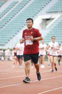 BIB: 2100
                            <button type="button" onclick="openModal(5999807)" class="btn btn-primary btn-sm float-right btn-popup" data-toggle="modal" data-target=".modal-high-quality">
                        <i class="fas fa-shopping-cart"></i> Add to Cart
                    </button>
                                            <button type="button" onclick="isThisMe(5999807, true)" class="btn btn-success btn-sm float-right btn-popup btn-isme hidden" data-toggle="tooltip" data-placement="bottom" title="นี่คือรูปของคุณใช่ไหม คลิกที่นี่เพื่อเอาเข้าอัลบั้ม">
                        <i class="fas fa-plus"></i> Add to album
                    </button>
                    <button type="button" onclick="isThisMe(5999807, false)" class="btn btn-warning btn-sm float-right btn-popup btn-isnotme hidden">
                        <i class="fas fa-ban"></i> Remove from album
                    </button>