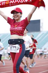 BIB: 6173
                            <button type="button" onclick="openModal(5996529)" class="btn btn-primary btn-sm float-right btn-popup" data-toggle="modal" data-target=".modal-high-quality">
                        <i class="fas fa-shopping-cart"></i> Add to Cart
                    </button>
                                            <button type="button" onclick="isThisMe(5996529, true)" class="btn btn-success btn-sm float-right btn-popup btn-isme hidden" data-toggle="tooltip" data-placement="bottom" title="นี่คือรูปของคุณใช่ไหม คลิกที่นี่เพื่อเอาเข้าอัลบั้ม">
                        <i class="fas fa-plus"></i> Add to album
                    </button>
                    <button type="button" onclick="isThisMe(5996529, false)" class="btn btn-warning btn-sm float-right btn-popup btn-isnotme hidden">
                        <i class="fas fa-ban"></i> Remove from album
                    </button>