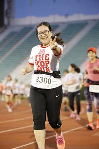 BIB: 8300
                            <button type="button" onclick="openModal(5969671)" class="btn btn-primary btn-sm float-right btn-popup" data-toggle="modal" data-target=".modal-high-quality">
                        <i class="fas fa-shopping-cart"></i> Add to Cart
                    </button>
                                            <button type="button" onclick="isThisMe(5969671, true)" class="btn btn-success btn-sm float-right btn-popup btn-isme hidden" data-toggle="tooltip" data-placement="bottom" title="นี่คือรูปของคุณใช่ไหม คลิกที่นี่เพื่อเอาเข้าอัลบั้ม">
                        <i class="fas fa-plus"></i> Add to album
                    </button>
                    <button type="button" onclick="isThisMe(5969671, false)" class="btn btn-warning btn-sm float-right btn-popup btn-isnotme hidden">
                        <i class="fas fa-ban"></i> Remove from album
                    </button>