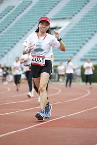 BIB: 4045
                            <button type="button" onclick="openModal(5998694)" class="btn btn-primary btn-sm float-right btn-popup" data-toggle="modal" data-target=".modal-high-quality">
                        <i class="fas fa-shopping-cart"></i> Add to Cart
                    </button>
                                            <button type="button" onclick="isThisMe(5998694, true)" class="btn btn-success btn-sm float-right btn-popup btn-isme hidden" data-toggle="tooltip" data-placement="bottom" title="นี่คือรูปของคุณใช่ไหม คลิกที่นี่เพื่อเอาเข้าอัลบั้ม">
                        <i class="fas fa-plus"></i> Add to album
                    </button>
                    <button type="button" onclick="isThisMe(5998694, false)" class="btn btn-warning btn-sm float-right btn-popup btn-isnotme hidden">
                        <i class="fas fa-ban"></i> Remove from album
                    </button>