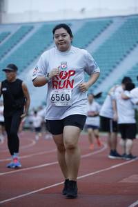 BIB: 6560
                            <button type="button" onclick="openModal(5991929)" class="btn btn-primary btn-sm float-right btn-popup" data-toggle="modal" data-target=".modal-high-quality">
                        <i class="fas fa-shopping-cart"></i> Add to Cart
                    </button>
                                            <button type="button" onclick="isThisMe(5991929, true)" class="btn btn-success btn-sm float-right btn-popup btn-isme hidden" data-toggle="tooltip" data-placement="bottom" title="นี่คือรูปของคุณใช่ไหม คลิกที่นี่เพื่อเอาเข้าอัลบั้ม">
                        <i class="fas fa-plus"></i> Add to album
                    </button>
                    <button type="button" onclick="isThisMe(5991929, false)" class="btn btn-warning btn-sm float-right btn-popup btn-isnotme hidden">
                        <i class="fas fa-ban"></i> Remove from album
                    </button>