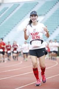 BIB: 1725
                            <button type="button" onclick="openModal(5997939)" class="btn btn-primary btn-sm float-right btn-popup" data-toggle="modal" data-target=".modal-high-quality">
                        <i class="fas fa-shopping-cart"></i> Add to Cart
                    </button>
                                            <button type="button" onclick="isThisMe(5997939, true)" class="btn btn-success btn-sm float-right btn-popup btn-isme hidden" data-toggle="tooltip" data-placement="bottom" title="นี่คือรูปของคุณใช่ไหม คลิกที่นี่เพื่อเอาเข้าอัลบั้ม">
                        <i class="fas fa-plus"></i> Add to album
                    </button>
                    <button type="button" onclick="isThisMe(5997939, false)" class="btn btn-warning btn-sm float-right btn-popup btn-isnotme hidden">
                        <i class="fas fa-ban"></i> Remove from album
                    </button>