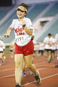 BIB: 8191
                            <button type="button" onclick="openModal(5974006)" class="btn btn-primary btn-sm float-right btn-popup" data-toggle="modal" data-target=".modal-high-quality">
                        <i class="fas fa-shopping-cart"></i> Add to Cart
                    </button>
                                            <button type="button" onclick="isThisMe(5974006, true)" class="btn btn-success btn-sm float-right btn-popup btn-isme hidden" data-toggle="tooltip" data-placement="bottom" title="นี่คือรูปของคุณใช่ไหม คลิกที่นี่เพื่อเอาเข้าอัลบั้ม">
                        <i class="fas fa-plus"></i> Add to album
                    </button>
                    <button type="button" onclick="isThisMe(5974006, false)" class="btn btn-warning btn-sm float-right btn-popup btn-isnotme hidden">
                        <i class="fas fa-ban"></i> Remove from album
                    </button>