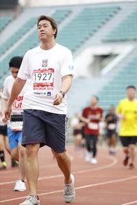 BIB: 1927, 2019, 5084
                            <button type="button" onclick="openModal(6000447)" class="btn btn-primary btn-sm float-right btn-popup" data-toggle="modal" data-target=".modal-high-quality">
                        <i class="fas fa-shopping-cart"></i> Add to Cart
                    </button>
                                            <button type="button" onclick="isThisMe(6000447, true)" class="btn btn-success btn-sm float-right btn-popup btn-isme hidden" data-toggle="tooltip" data-placement="bottom" title="นี่คือรูปของคุณใช่ไหม คลิกที่นี่เพื่อเอาเข้าอัลบั้ม">
                        <i class="fas fa-plus"></i> Add to album
                    </button>
                    <button type="button" onclick="isThisMe(6000447, false)" class="btn btn-warning btn-sm float-right btn-popup btn-isnotme hidden">
                        <i class="fas fa-ban"></i> Remove from album
                    </button>