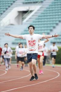 BIB: 4293
                            <button type="button" onclick="openModal(5998416)" class="btn btn-primary btn-sm float-right btn-popup" data-toggle="modal" data-target=".modal-high-quality">
                        <i class="fas fa-shopping-cart"></i> Add to Cart
                    </button>
                                            <button type="button" onclick="isThisMe(5998416, true)" class="btn btn-success btn-sm float-right btn-popup btn-isme hidden" data-toggle="tooltip" data-placement="bottom" title="นี่คือรูปของคุณใช่ไหม คลิกที่นี่เพื่อเอาเข้าอัลบั้ม">
                        <i class="fas fa-plus"></i> Add to album
                    </button>
                    <button type="button" onclick="isThisMe(5998416, false)" class="btn btn-warning btn-sm float-right btn-popup btn-isnotme hidden">
                        <i class="fas fa-ban"></i> Remove from album
                    </button>